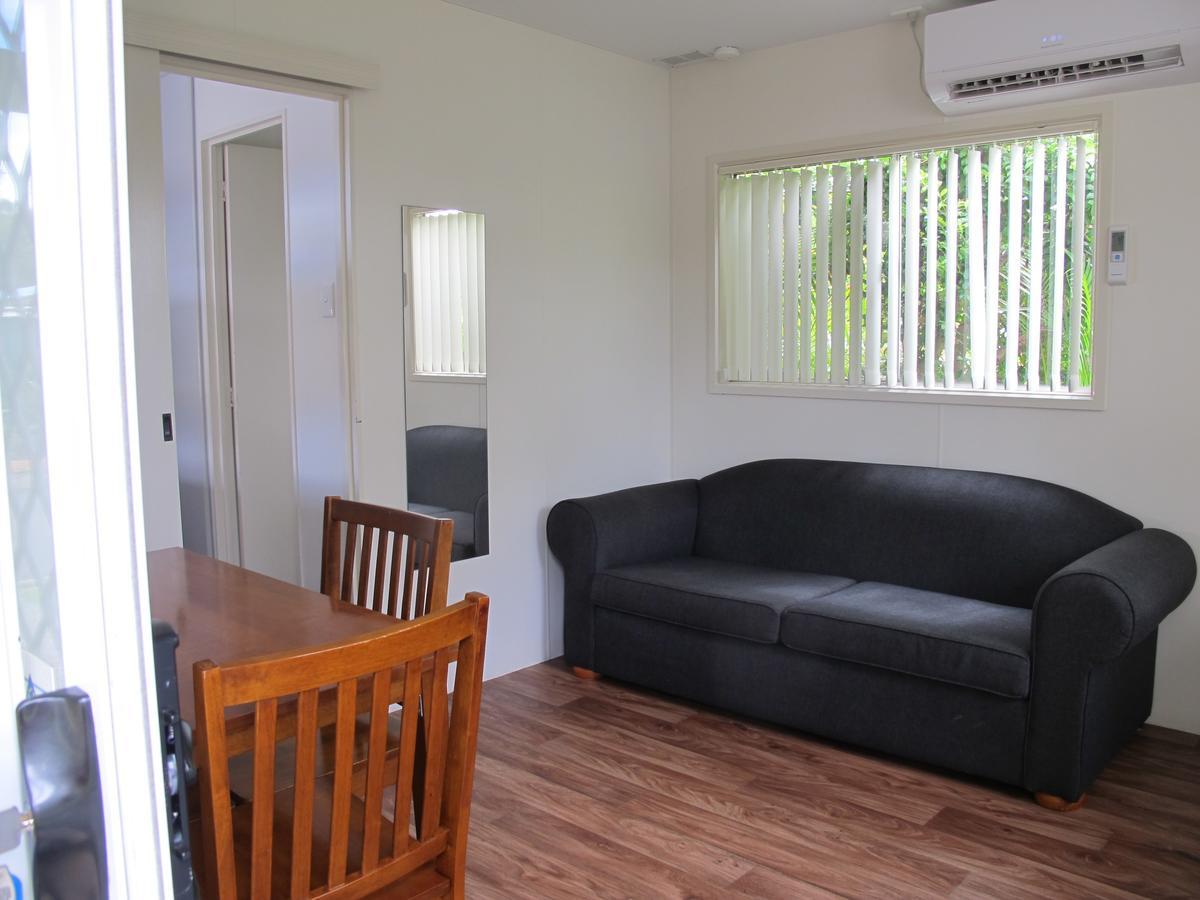 Melaleuca Caravan Park Порт Макари Екстериор снимка