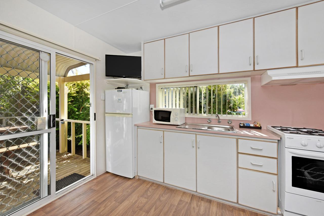 Melaleuca Caravan Park Порт Макари Екстериор снимка