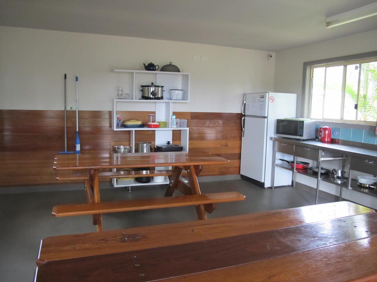 Melaleuca Caravan Park Порт Макари Екстериор снимка