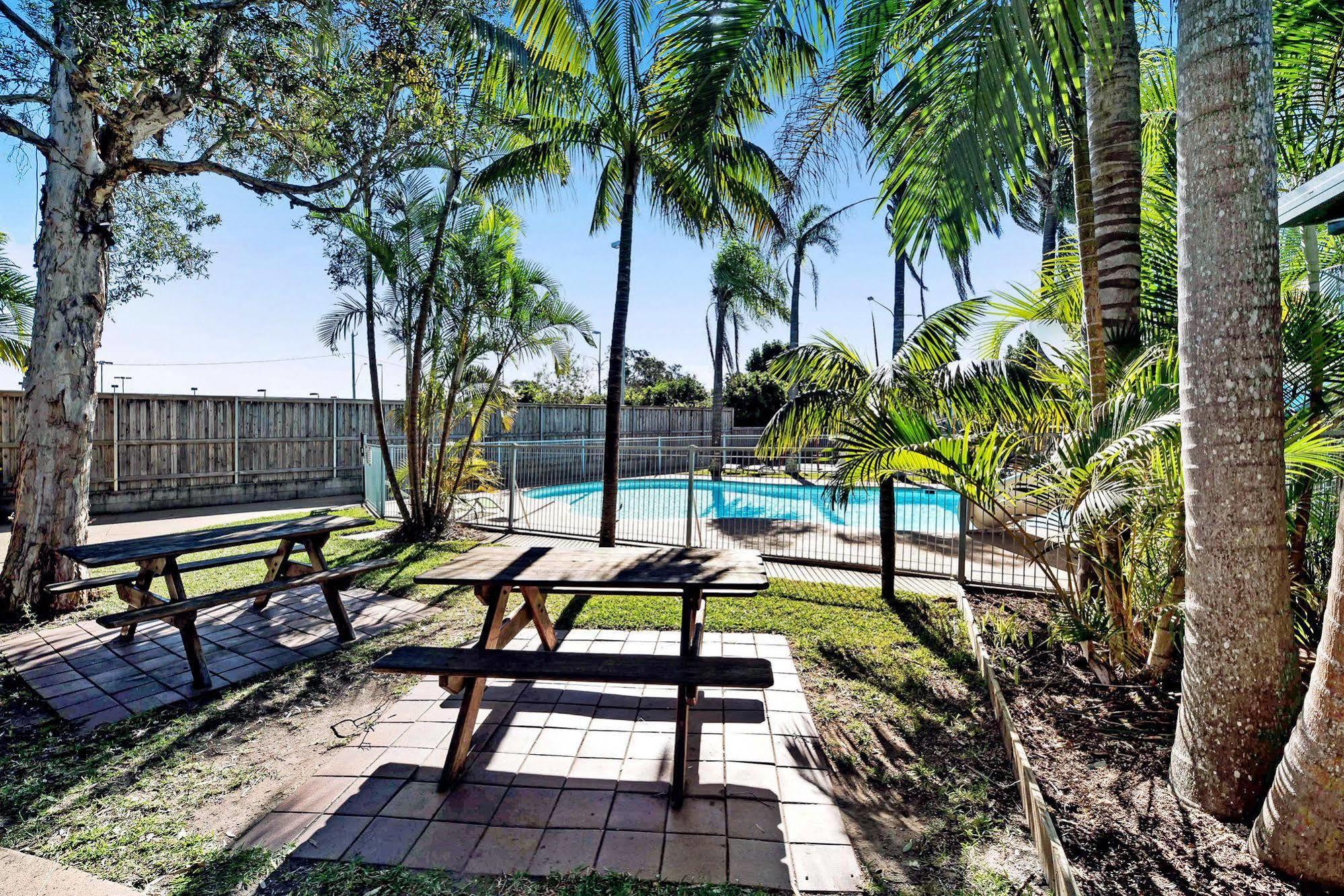 Melaleuca Caravan Park Порт Макари Екстериор снимка